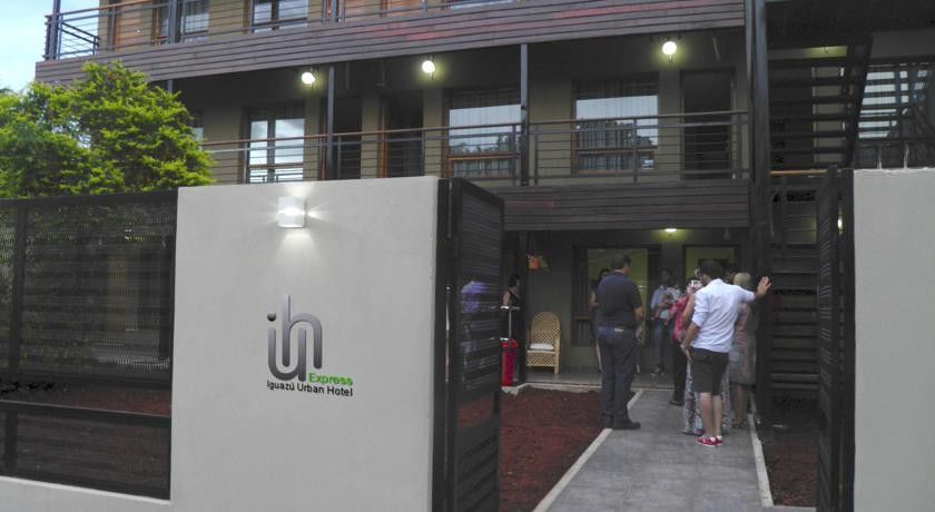 Iguazu Urban Hotel Express Puerto Iguazú Extérieur photo