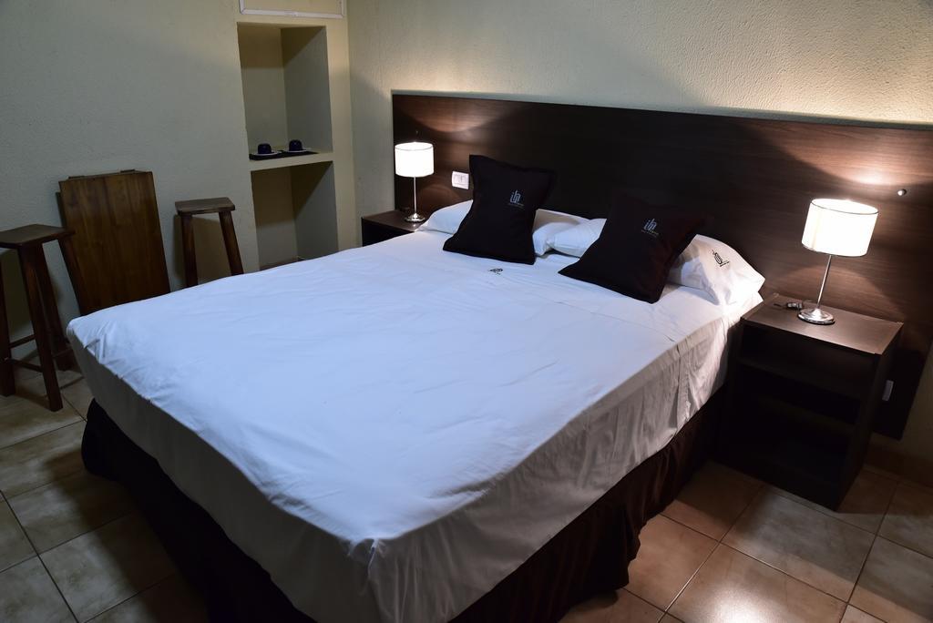 Iguazu Urban Hotel Express Puerto Iguazú Extérieur photo
