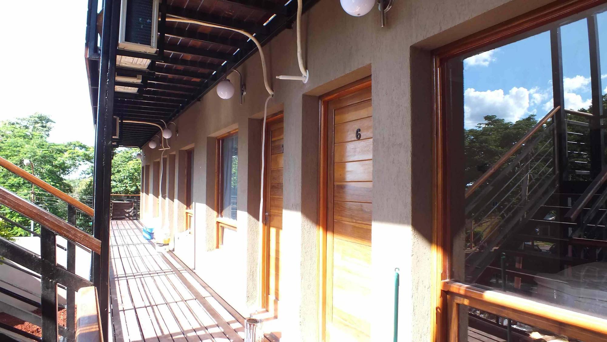 Iguazu Urban Hotel Express Puerto Iguazú Extérieur photo
